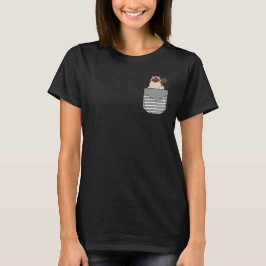 Cute Sitting Ragdoll Cat In Pocket T-Shirt (Vorderseite)
