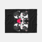 Cute Skunk In Love Couple Heart _ Valentines Day Fleecedecke (Vorderseite (Horizontal))