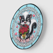 Cute Skunk Love Is In The Air Große Wanduhr (Winkel)