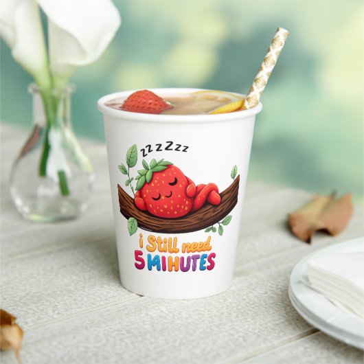 Cute Sleeping Strawberry – 8oz Paper Cup Pappbecher (In Situ)