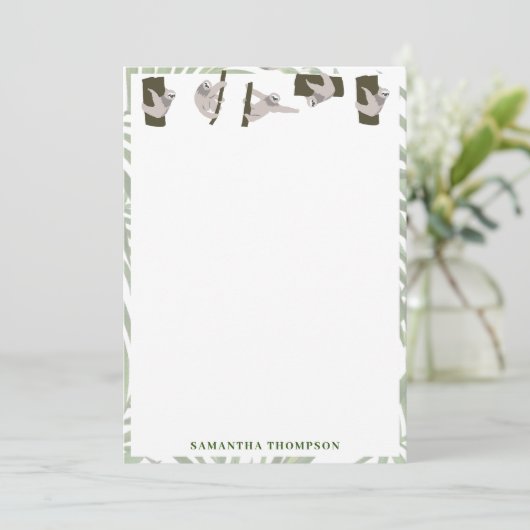Cute Sloth Animal Pattern in Wild Forest Dankeskarte (Stehend Vorderseite)