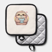 Cute Sloth Coffee Lover Shirt � Funny Fueled by Co Topflappen (Vorderseite/Rückseite)