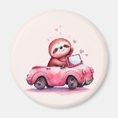Cute Sloth Driving a Pink Convertible Magnet (Vorne)