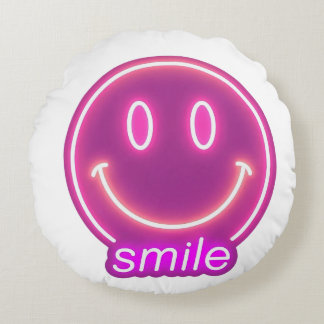 Cute Smiling Face Pillow – Cheerful Home Decor” Rundes Kissen
