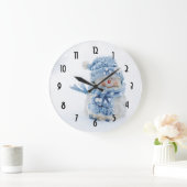 Cute Snowman in Winter Photograph Christmas Große Wanduhr (Zuhause)