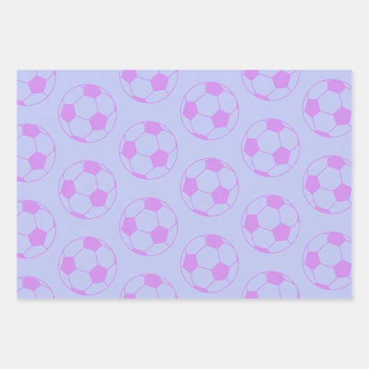 Cute Soccer Ball Pattern in Purple and Blue Geschenkpapier Set (Vorderseite)