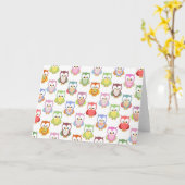 Cute soft colourful owls different chest patterns karte (Gelbe Blume)