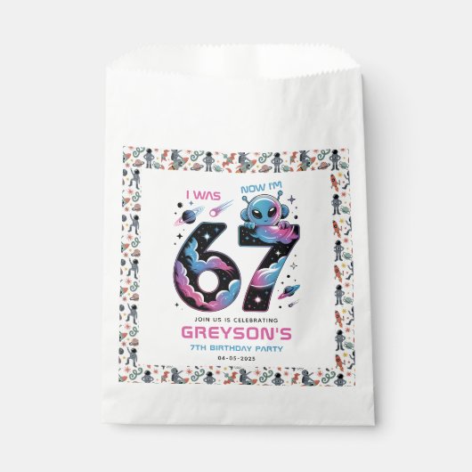 Cute Space 7th Birthday | Six & Seven Year Old Geschenktütchen (Vorderseite)
