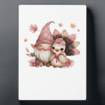 Cute Thanksgiving Gnome with Turkey Illustration C Fotoplatte<br><div class="desc">Cute Thanksgiving Gnome with Turkey Illustration Classic T-Shirt</div>