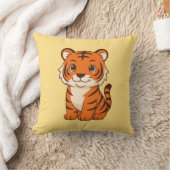 Cute Tiger Cub on Yellow Kissen (Decke)