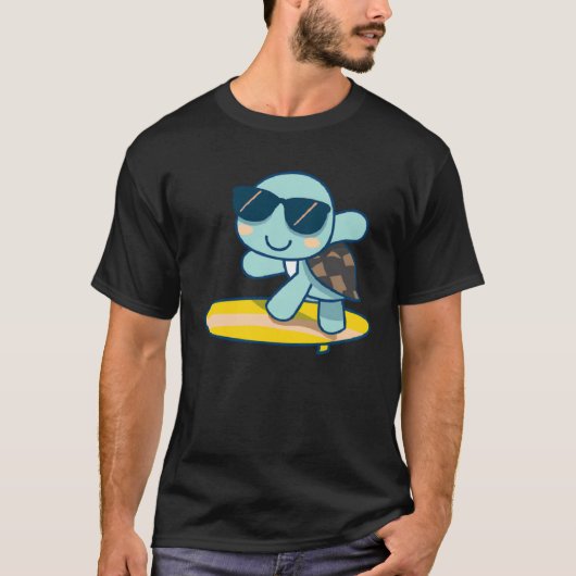 Cute turtle wearing sunglasses on surfboard T-Shirt (Vorderseite)