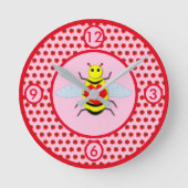Cute Valentines Day Bee Runde Wanduhr (Vorderseite)