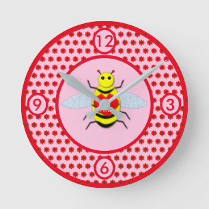 Cute Valentines Day Bee Runde Wanduhr