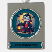 Cute Vampire with Lantern Kawaii Halloween Banner-Ornament Silber (Vorderseite)