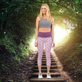 Cute Vintage Purple Mushroom Dream Pattern  Capri Leggings