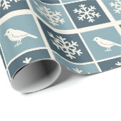 Cute White Birds & Snowflakes Christmas Winter Geschenkpapier (Rolleneckpunkt)