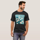 Cute White Butterfly Illustration Flowers Minimal T-Shirt (Vorne ganz)