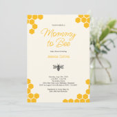 Cute Yellow Honeycomb Mommy to Bee Baby Shower Einladung (Stehend Vorderseite)