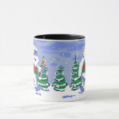Cute yeti christmas in forest tasse (Zentrum)