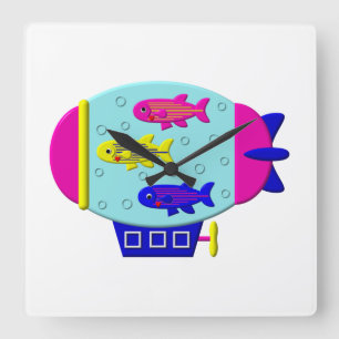 Cute Zebra Fish in a Zeppelin Quadratische Wanduhr
