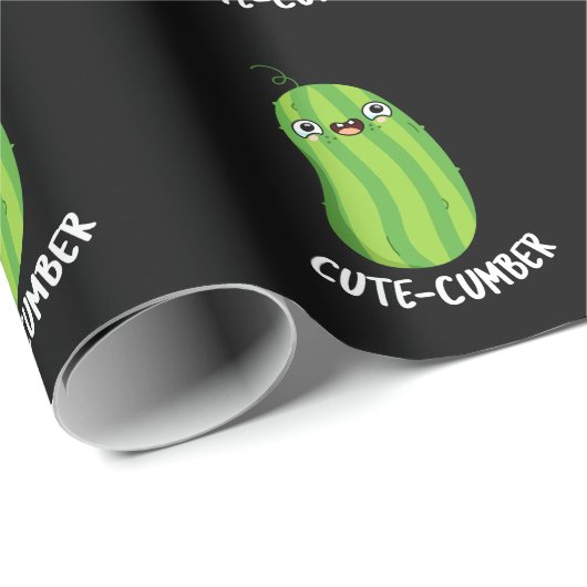 Cutecumber Funny Cucumber Pun Dark BG Geschenkpapier (Rolleneckpunkt)