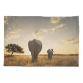 Cutest Baby Animals | Elephant Calf & Mother Kissenbezug (Rückseite)