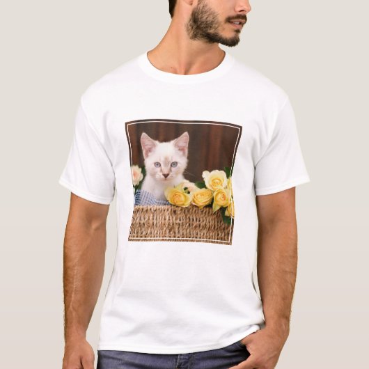 Cutest Baby Animals | Kitten & Yellow Roses T-Shirt (Vorderseite)