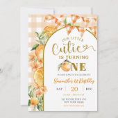 Cutie Orange Gingham 1. Geburtstag Einladung (Vorderseite)