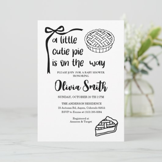 Cutie Pie is on the Way, Fall Baby Shower Einladung (Stehend Vorderseite)