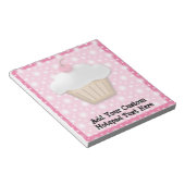 Cutout Cupcake mit rosa Kirsche oben Notizblock (angewinkelt)