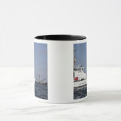 Cutter Marlin von der US-Küstenwache kontrolliert  Tasse (Zentrum)
