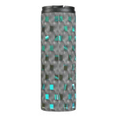 Cyan-Bild unter grauen Tellern, rechteckige Formen Thermosbecher (Rückseite)