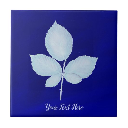 Cyano Print Bramble-Blätter Fliese (Vorderseite)