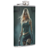 Cyber-Kriegerin der Zukunft – Stärke und Stil Flachmann (Rechts)