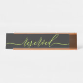 Cyber Lime Jet Black Script Table Reserved Schreibtischnamensplakette (Vorderseite )