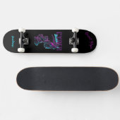 Cyber-Skateboard mit Bildunterschrift und Namen Skateboard (Horizontal)