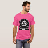 "Cyber Spy Vision: Moderne Tech Art" T-Shirt (Vorne ganz)