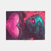 "Cyber Valentine" Design der Cybernetischen Frau Fleecedecke (Vorderseite (Horizontal))