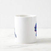 Cyberpunk-Samurai im Neonlicht Kaffeetasse (Mittel)