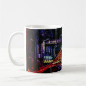 Cyberpunk Sparrow in Neon Cityscape Kaffeetasse (Links)