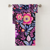 Cyclamen Spring Flowers Muster Badhandtuch Set (Insitu)