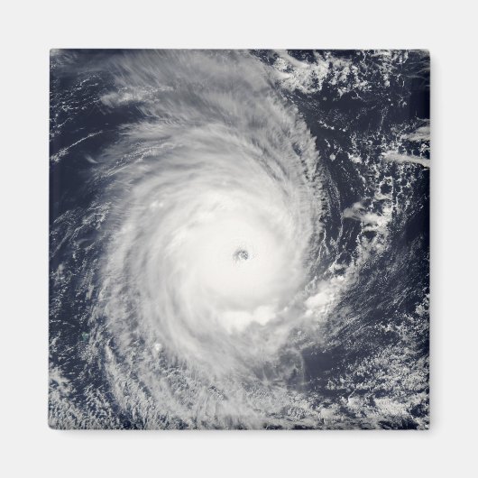 Cyclone Adeline-Juliet bewegt West Magnet (Vorne)