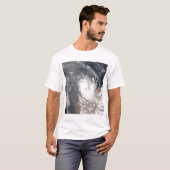 Cyclone Dominic vor der Küste der Western Austra T-Shirt (Vorne ganz)