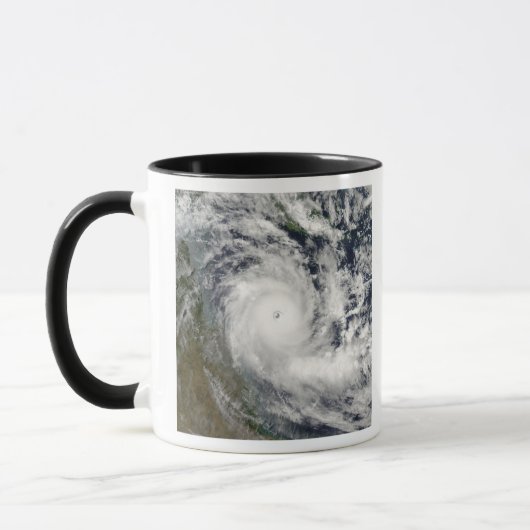 Cyclone Ingrid Tasse (Links)