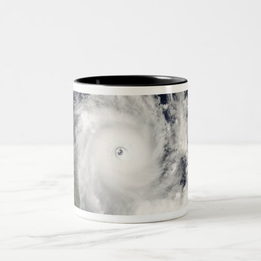 Cyclone Ingrid Zweifarbige Tasse (Mittel)