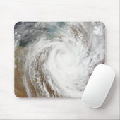 Cyclone Laurence bewegt sich weit ins Landesinnere Mousepad (Mit Mouse)