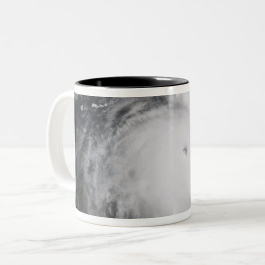 Cyclone Monica im Südpazifik Zweifarbige Tasse (Vorderseite Links)