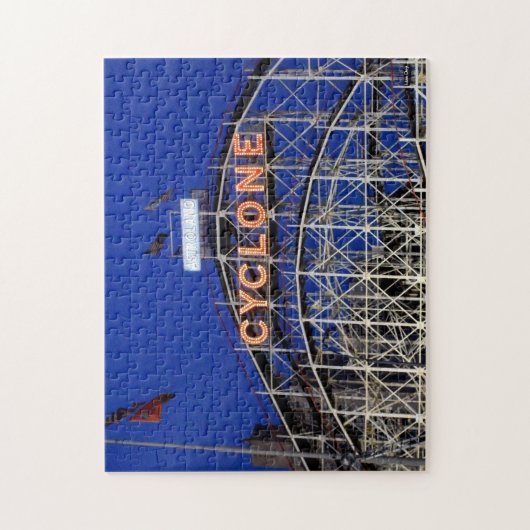 'Cyclone Rollercoaster at Night' Jigsaw Puzzle (Vertikal)