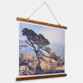 Cypress Tree by the Sea Wandteppich Mit Holzrahmen (Gewinkelt)