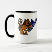 CZ, Chipmunk, der die Trombone-Tasse spielt Tasse (Links)